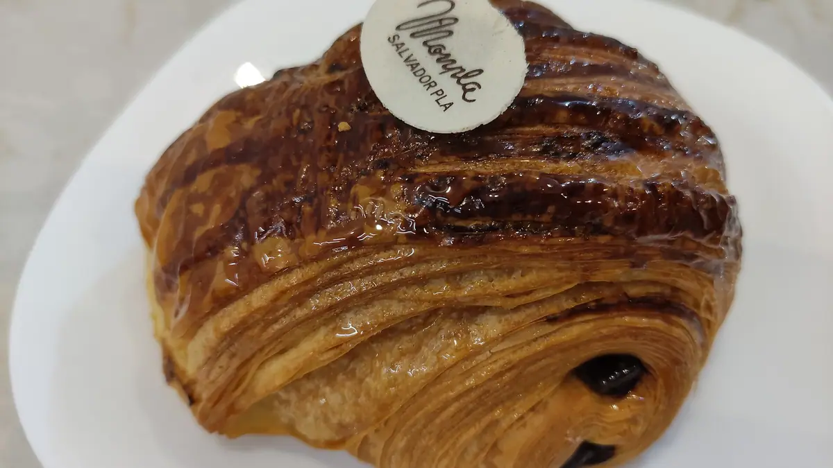 Havin Patisserie – patisserie in Taverner Square, London